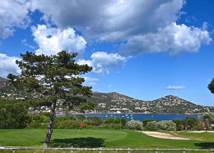 Village Cap Esterel - Le Belvedere-32 By Interhome *